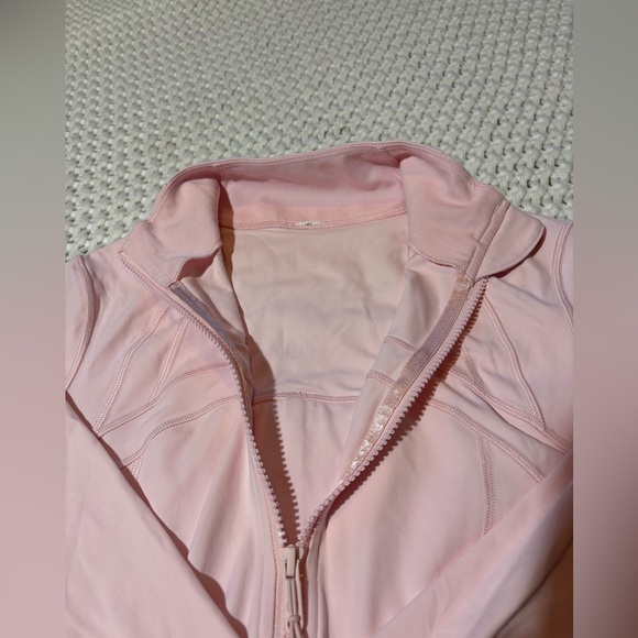 lululemon define jacket nulu strawberry milkshake RARE! - Picture 4 of 14